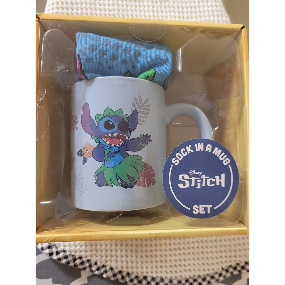 Disney Stitch Sock in a Mug Set 1 Pair Crew Socks 1 Mug 1 Sticker Gift NIB